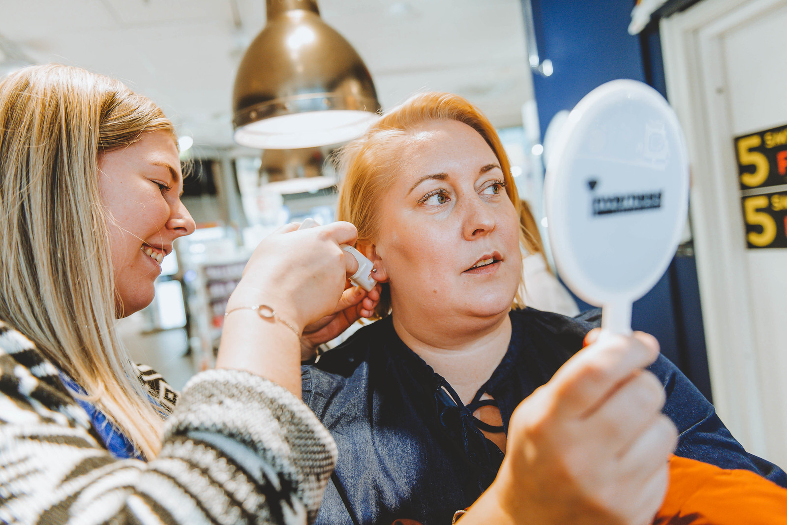 Fler hål i örat! La Linda