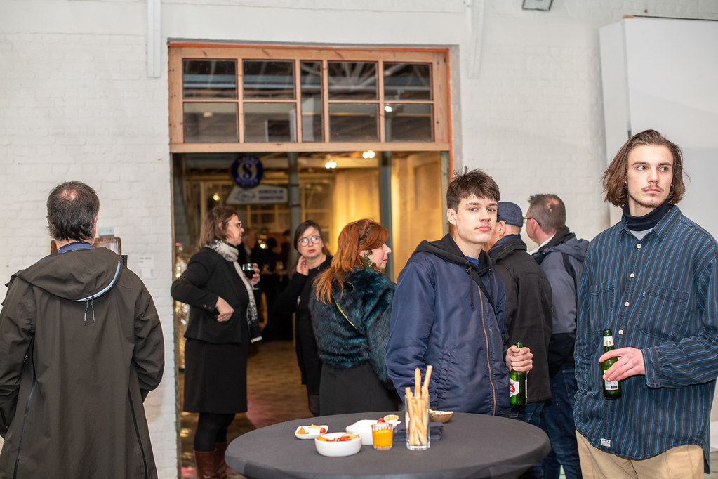 J 20 00952 KAR_9780 naamloos l'avenir lier Flickr