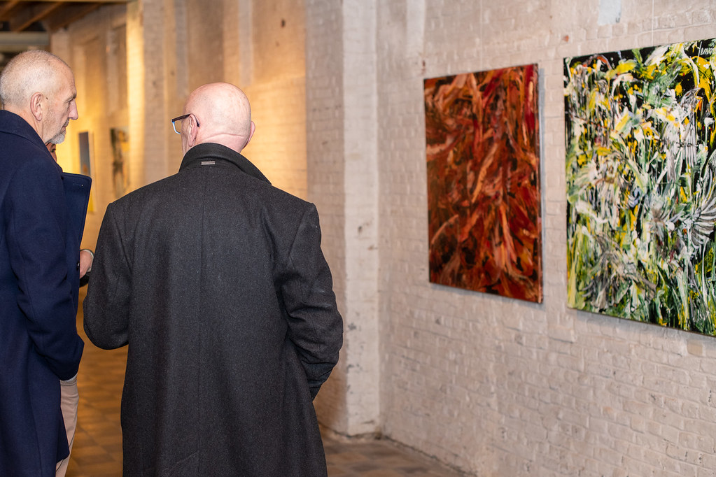 J 20 00933 KAR_9761 naamloos l'avenir lier Flickr