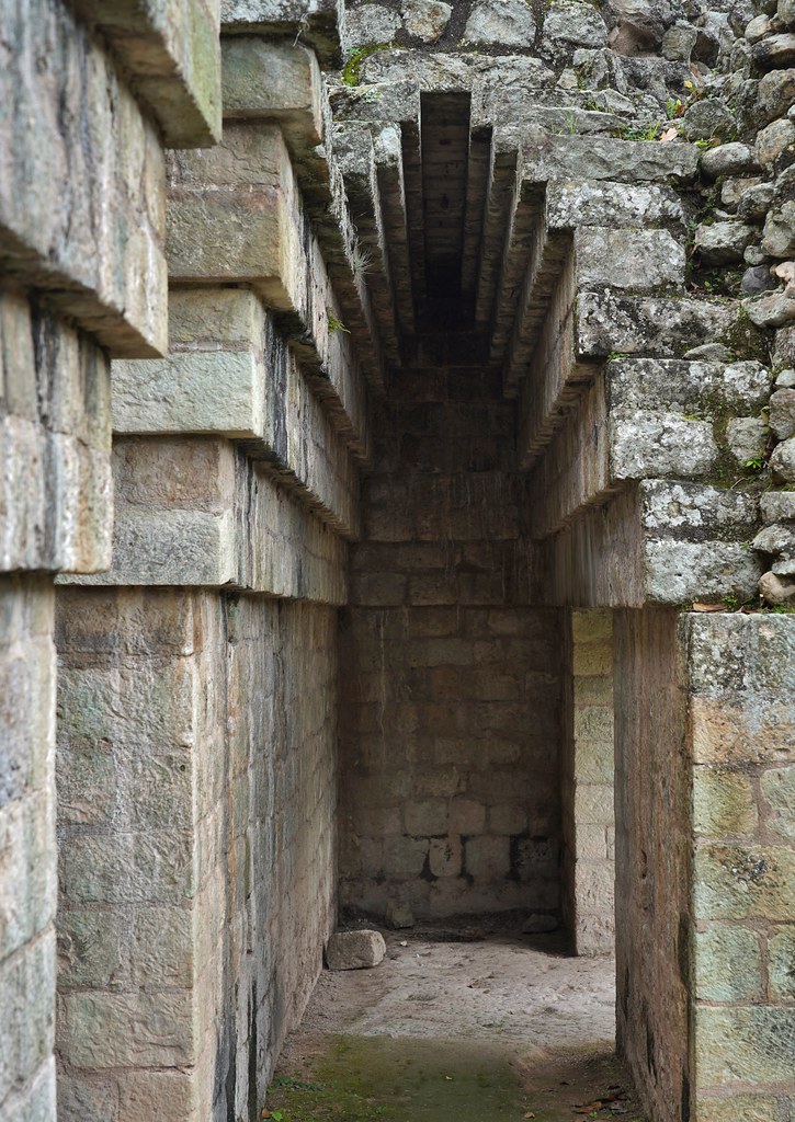 Copán Ballcourt (Structure 10, corbel arch) The first bal… Flickr