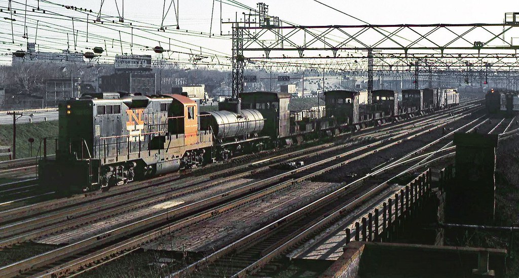 New Haven Railroad GP7 is seen while handling a Speno Rail… Flickr