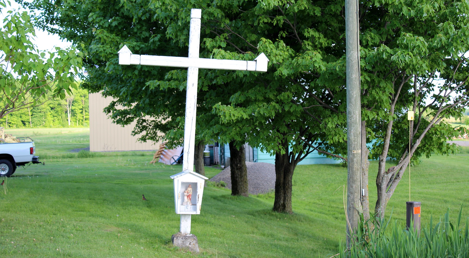 SaintEugènedeGrantham Croix Flickr