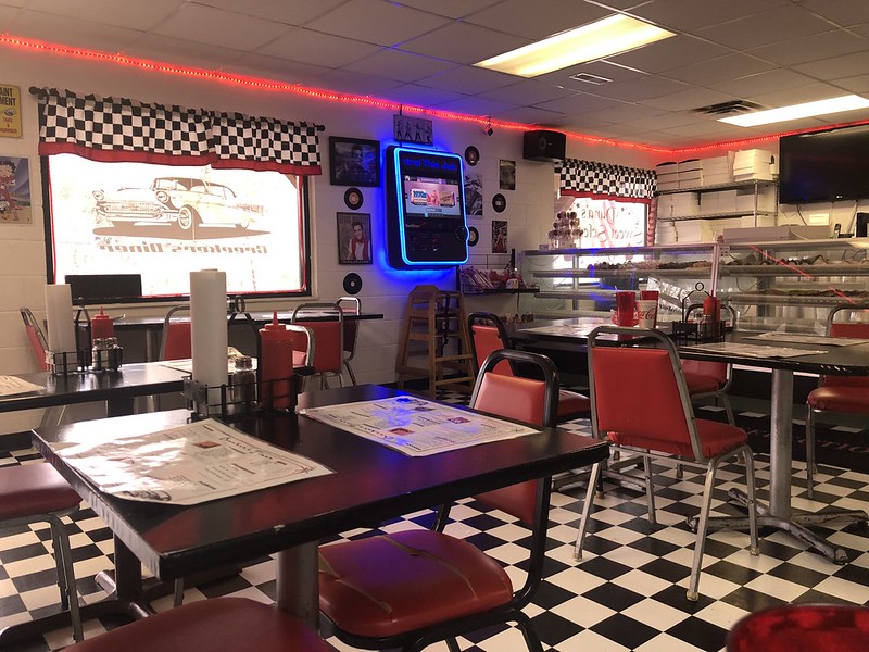 Harts Edition Creeker's Diner & Dana's Sweet Selections Bakery