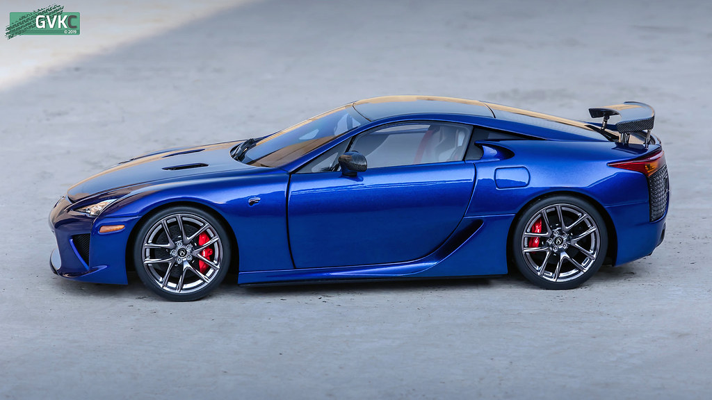 Lexus LFA Blue Pearl (Custom) 1/18 Autoart GVK Customs Flickr