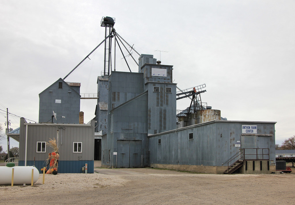 Anthon Farm Center Elevator Anthon, IA Tom McLaughlin Flickr