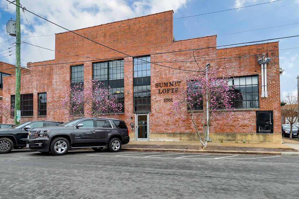 1701 Summit Ave III Flickr