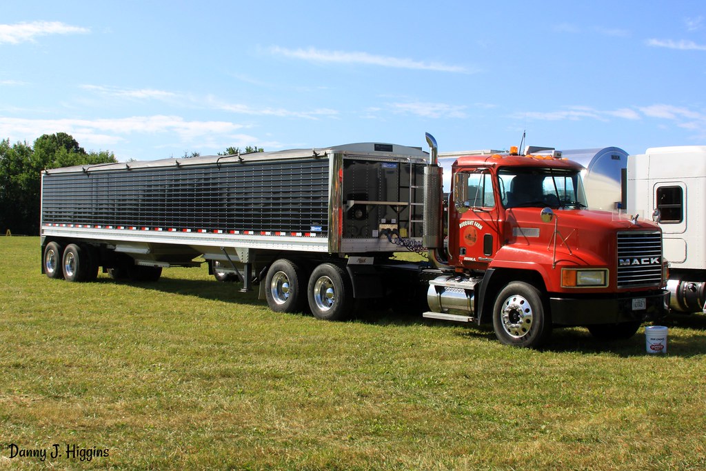 Big Rig Truck Show. Franklin Grove, Illinois. 2019. IMG_07… Flickr
