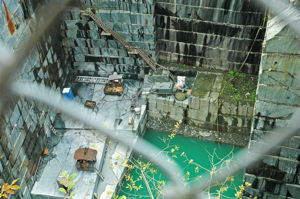 Serpentinite quarry (Vermont Verde Antique International Q… Flickr