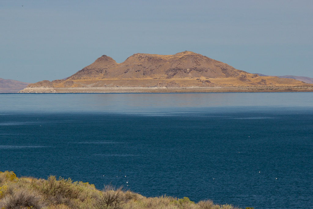 Pyramid Lake, Pyramid Lake Indian reservation,NV J Haeske Flickr