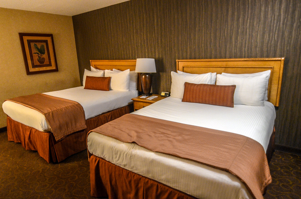 Disneyland Good Neighbor Hotel Review Best Western Plus Pavilions