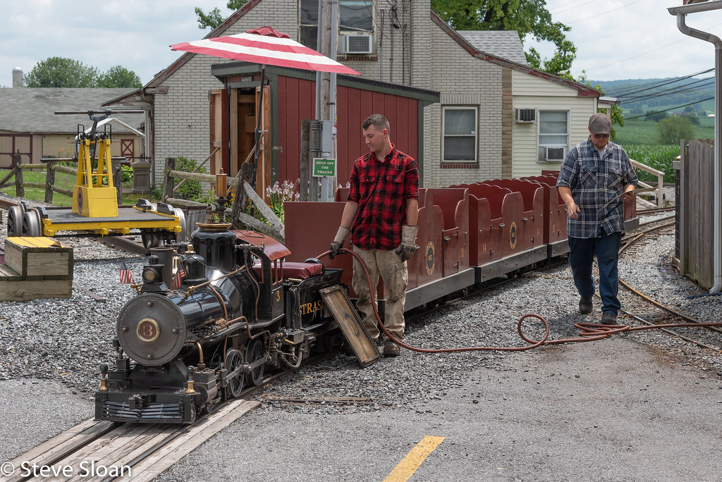 PintSized Pufferbelly SRC 3 is serviced at Strasburg betw… Flickr