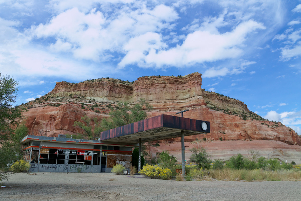 Abandonned Gas Station Abandonned Gas Station Lupton, AZ Flickr
