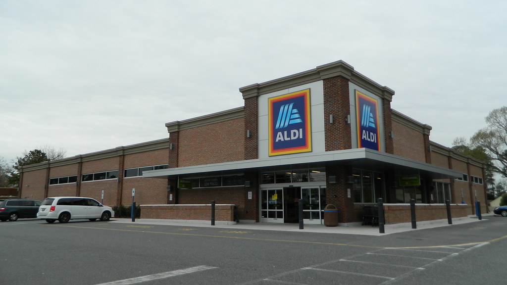 Aldi Aldi (19,280 square feet) 929 First Colonial Road, Vi… Flickr