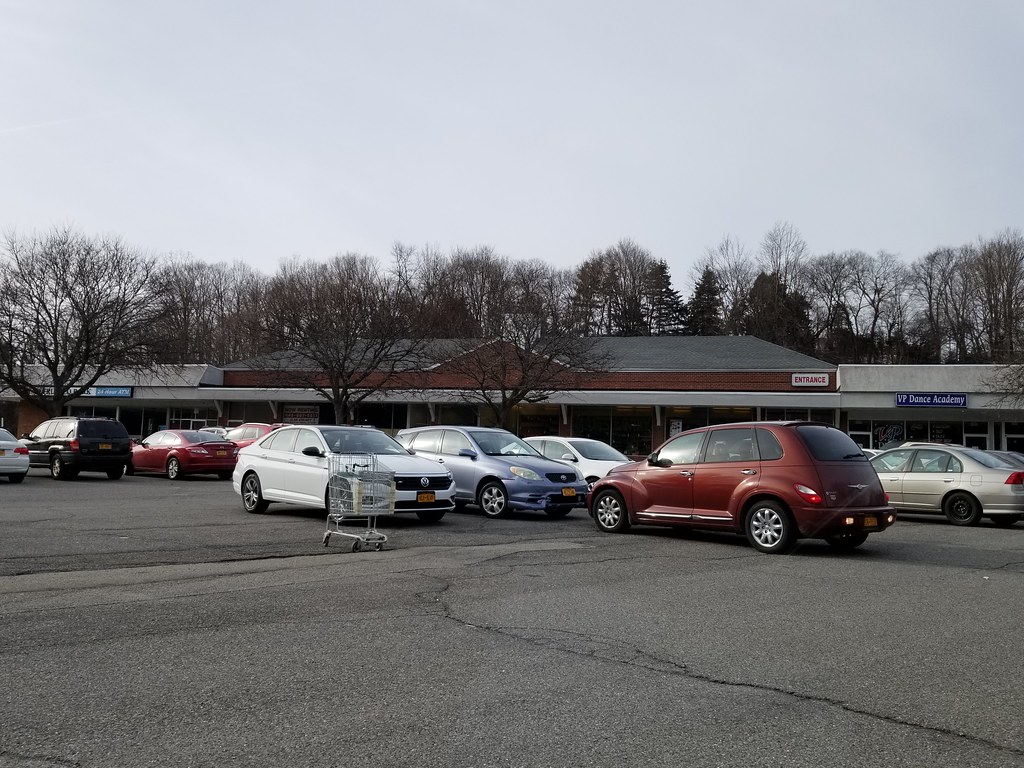 A&P Fishkill, NY Dutchess Park S.C., 1545 Rt. 52; opened… Flickr