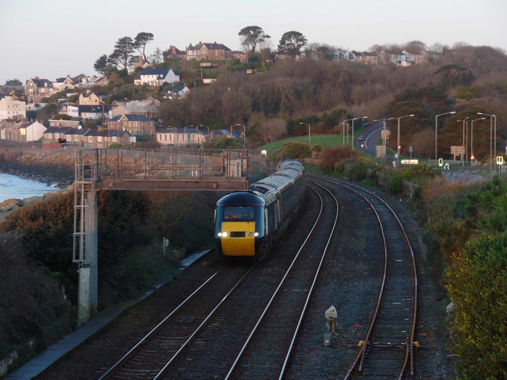 43154 Eastern Green, Penzance 2U12 0640 Penzance to Cardif… Flickr