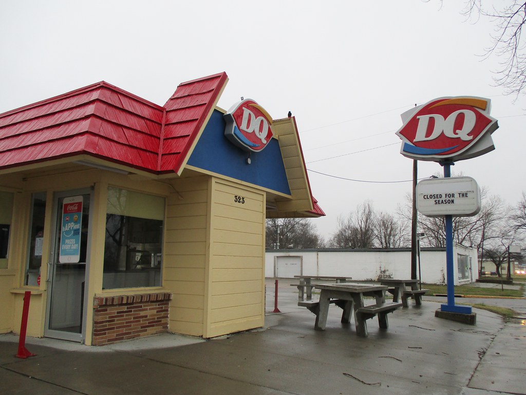 Dairy Queen Iola,KS Dairy Queen loated at 323 South State … Flickr
