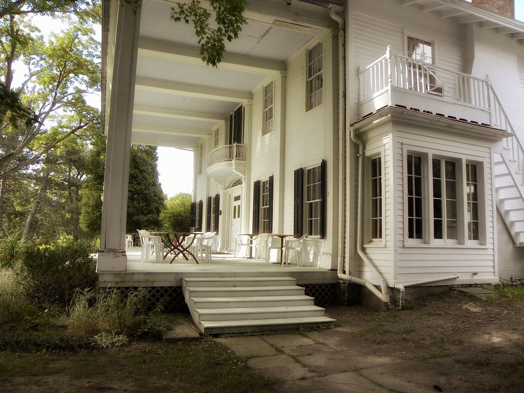 Hillside Lodge Garden Area Gaslight Village Wyoming … Flickr