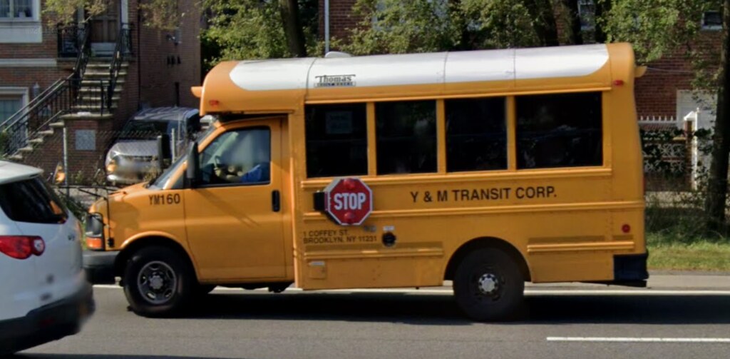 Y&M Transit Corp. YM160 Montauk Bus Photography Flickr