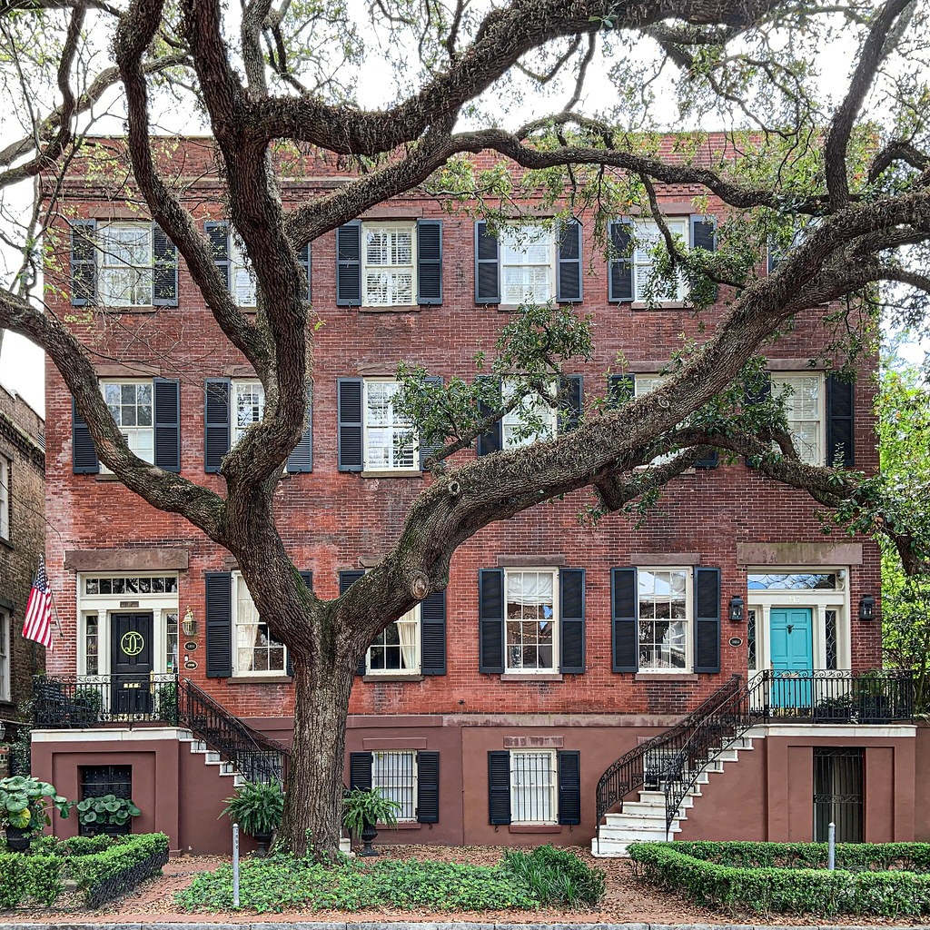 Jones Street / Savannah a photo on Flickriver