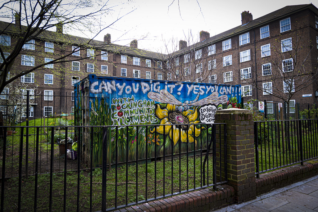 Whitworth House, Rockingham Estate, Southwark Simon Flickr