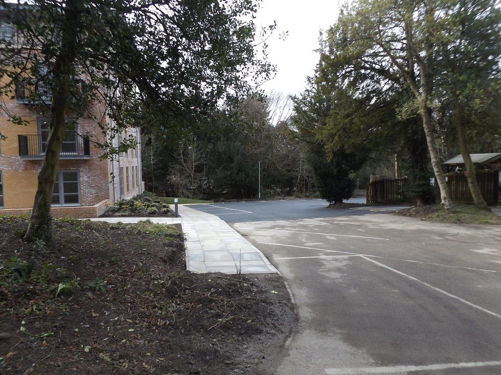 DSCF6020 Springs Ashfield Court alfredstone Flickr