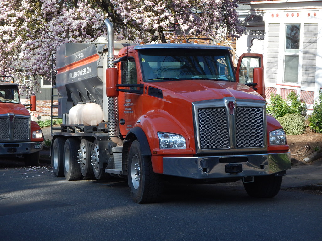 2017 Kenworth T880 with Roadmaster Volumetric mixer Flickr