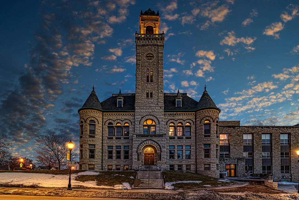 Historic Waukesha Courthouse Explored Historic Waukesha … Flickr
