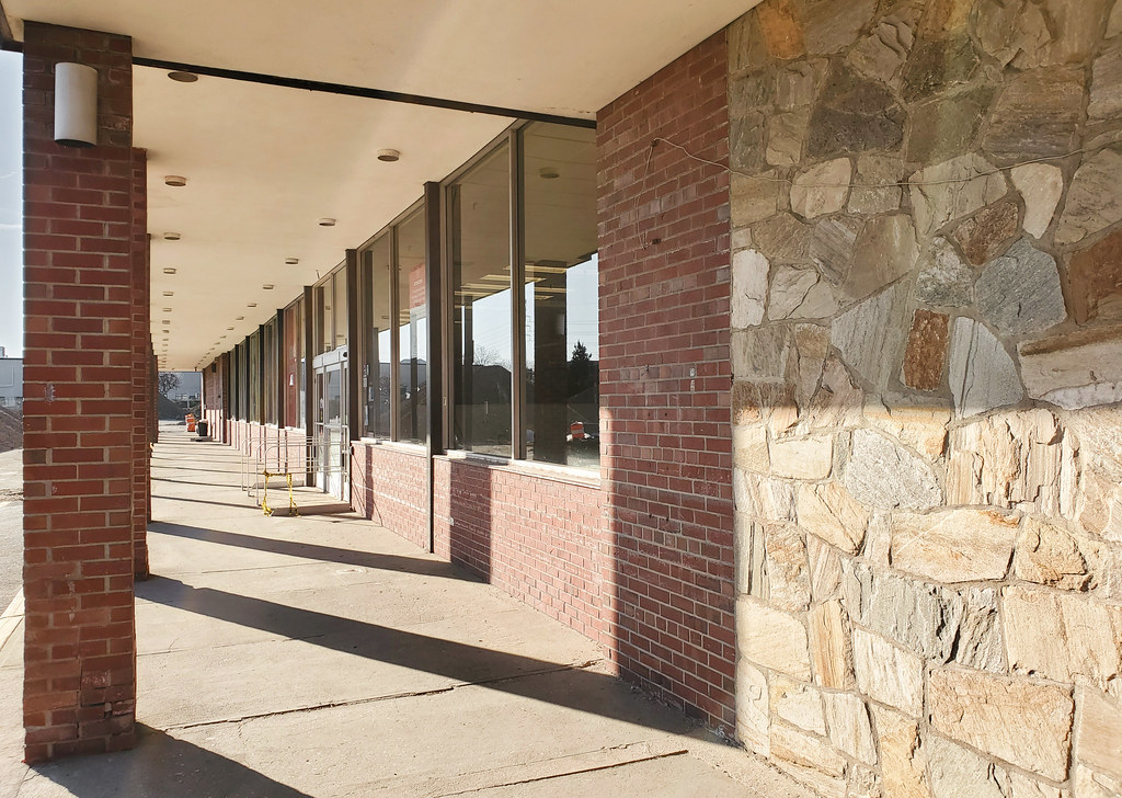 Stop & Shop in Darien Readies for Demolition Stop & Shop a… Flickr