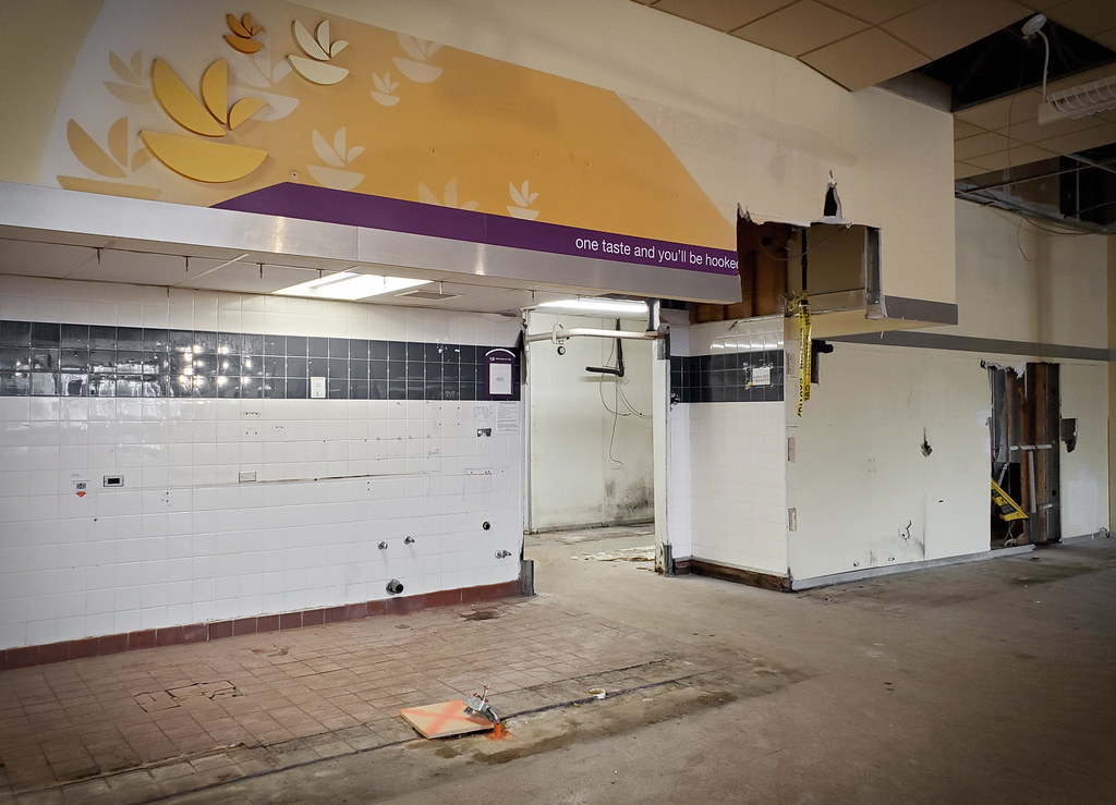 Stop & Shop in Darien Readies for Demolition Stop & Shop a… Flickr