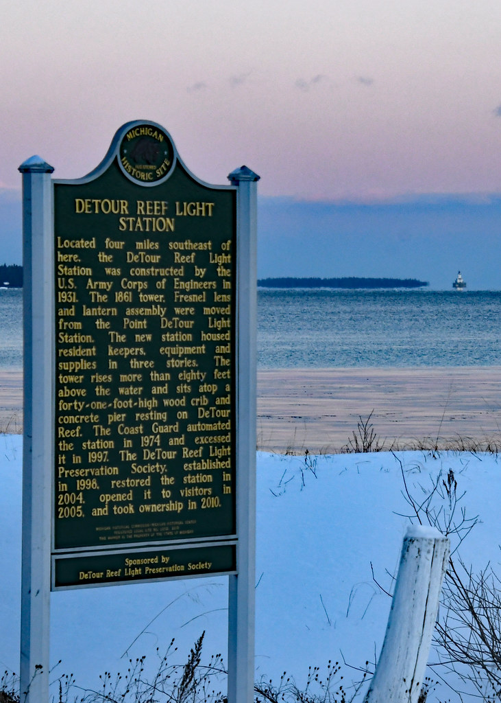 DeTour Reef Light Station sign and lighthouse Drummond … Flickr