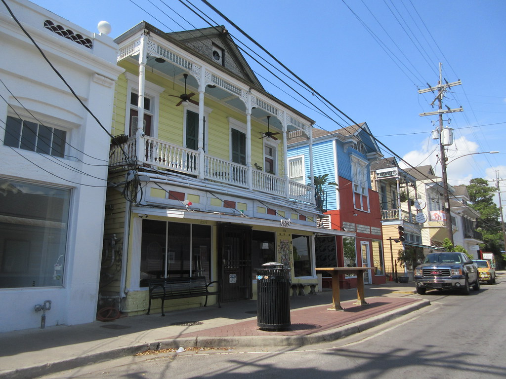 Oak Street New Orleans Social Distancing Oak Street commer… Flickr