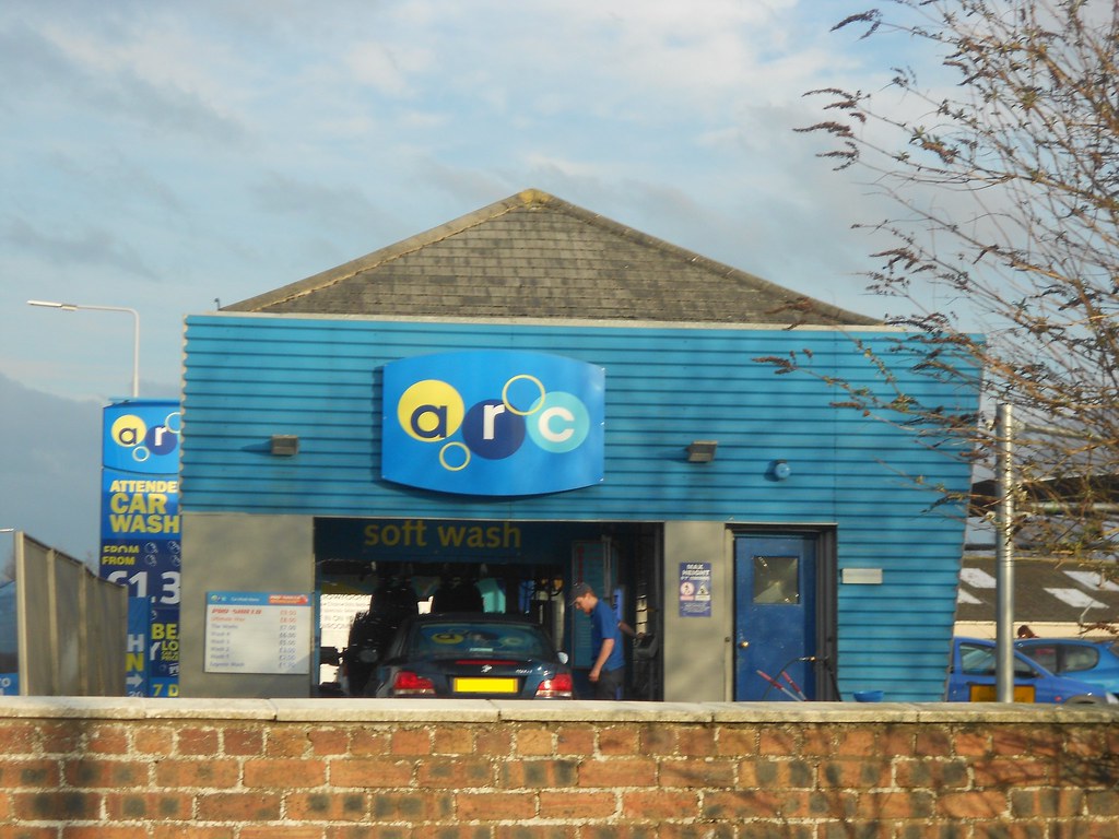 ARC Car Wash in Dumfermline ARC Car Wash with blue polyeth… Flickr