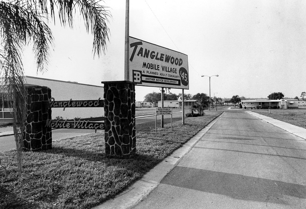 Tanglewood Mobile Village Entrance to Tanglewood Mobile Ho… Flickr