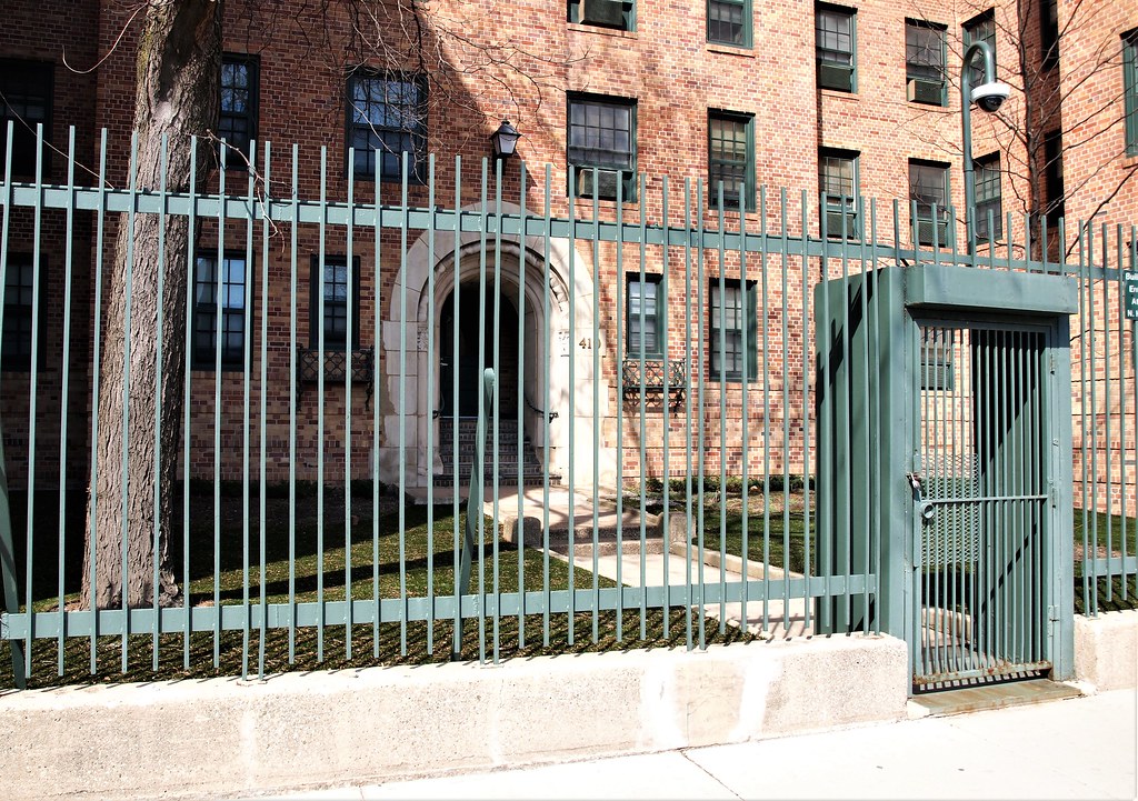 Marshall Field Garden Apartments The Marshall Field Garden… Flickr