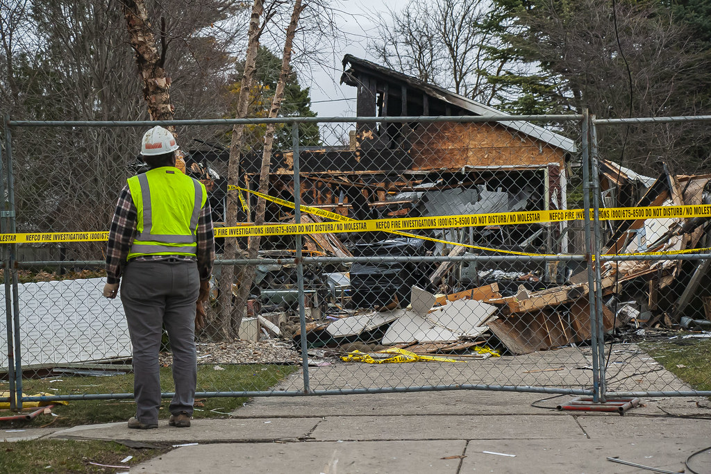 House Explosion Wreckage Kenosha Wisconsin 32620_5849 Flickr