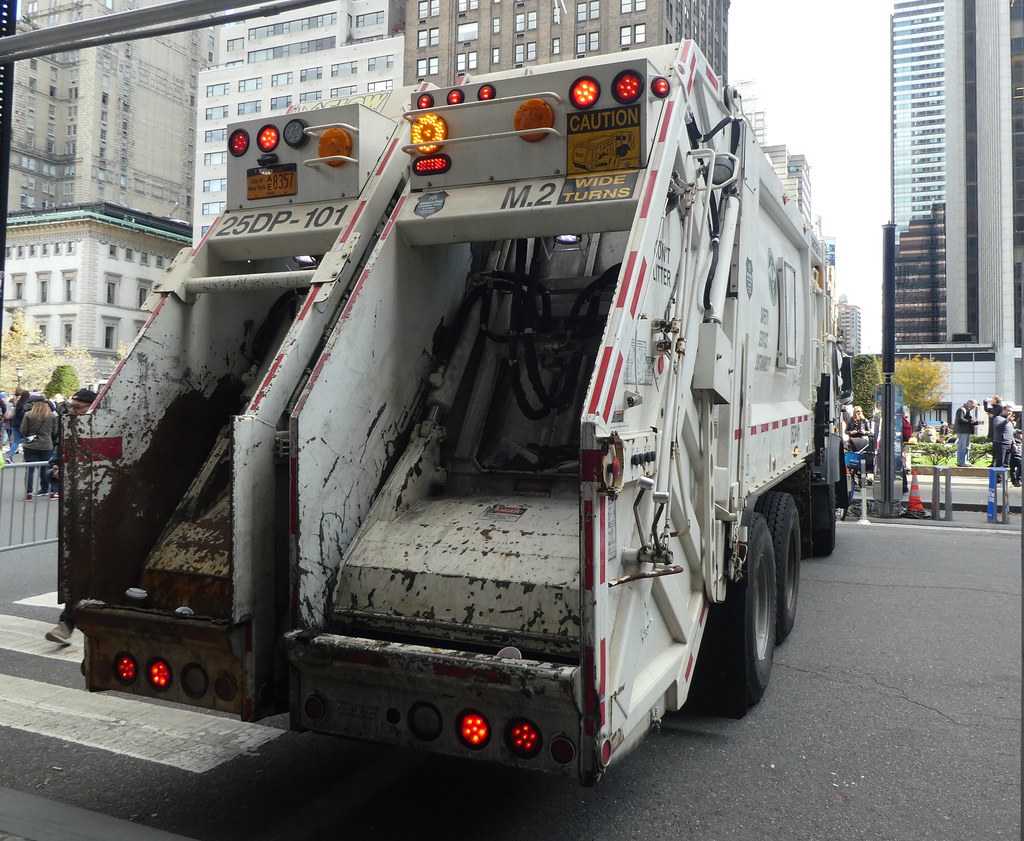 New York City Dept of Sanitation Trash Truck (2) Flickr
