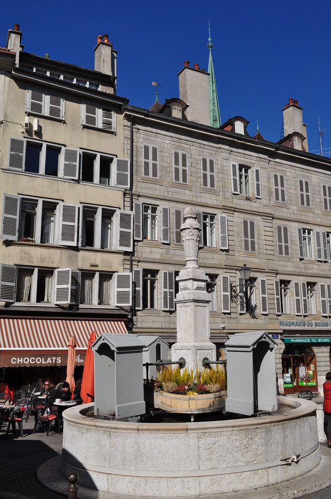 Place du BourgdeFour, vieille ville, Genève, Suisse. Flickr