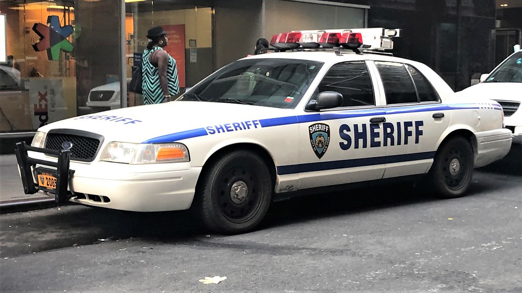 NY Sheriffs Department Ford Crown Victoria 2085 Alex Dalton