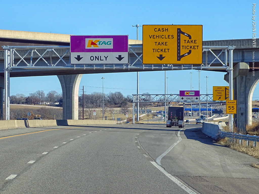 East I70 at East Topeka Toll Plaza, 5 Jan 2020 Driving ea… Flickr