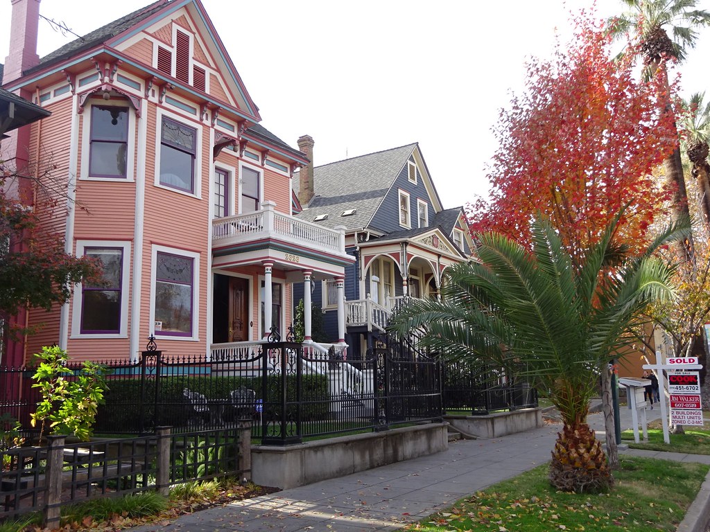 Sacramento, CA J Street Some interesting Victorian houses… Flickr