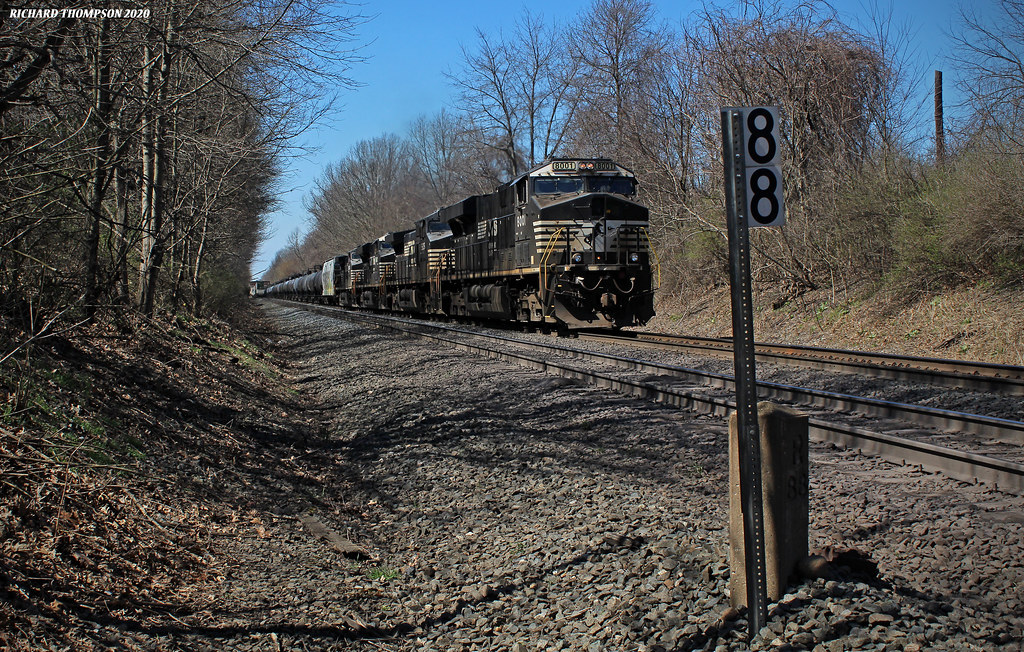 NS 6T4 Milepost RD88 Brady Lake, OH 4/4/20 Four elephants… Flickr