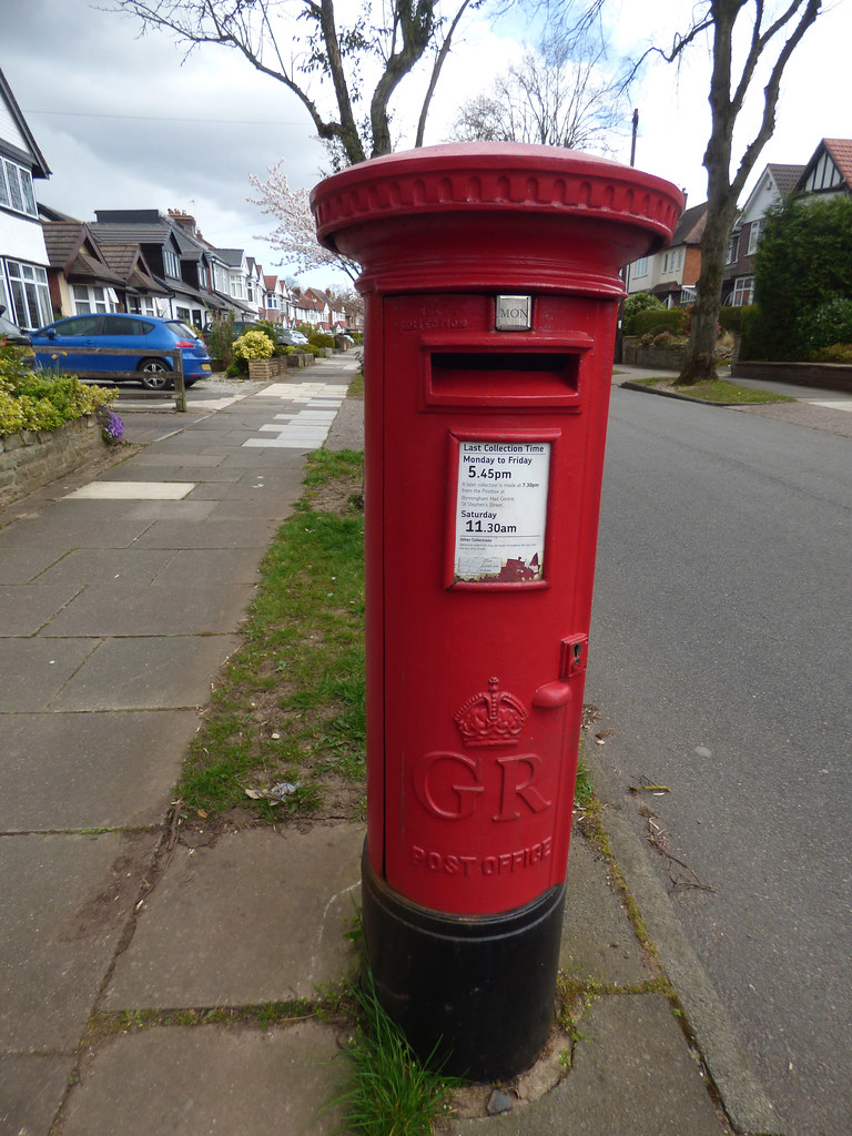 Petersfield Road, Hall Green red post box GR B28 624… Flickr