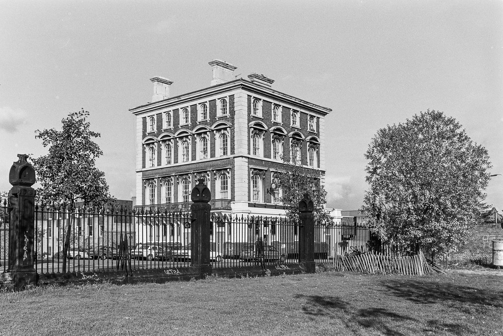 White Horse Hotel, Gin Palace, Market Road, Holloway, Isli… Flickr