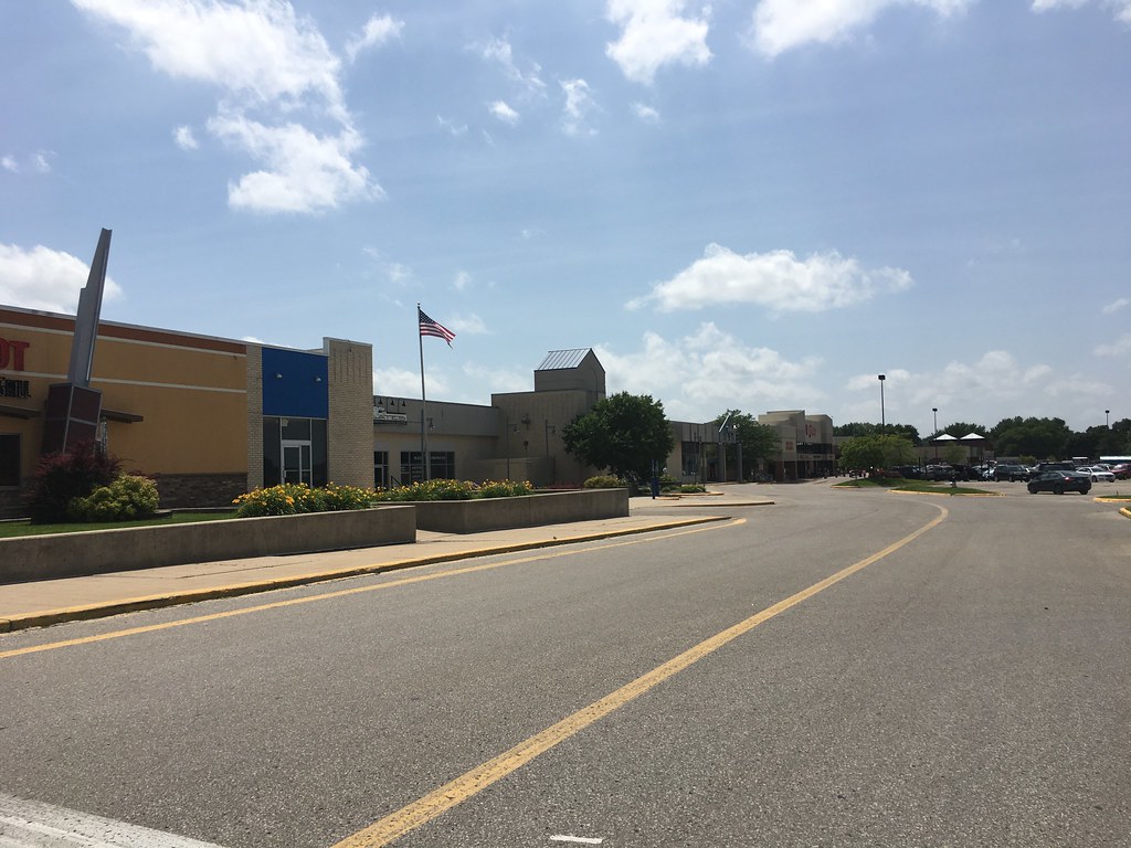 College Square MallCedar Falls, Iowa College Square Mall … Flickr