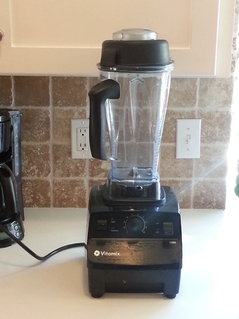 Vitamix 5200 Blender Source Anna Powell Flickr