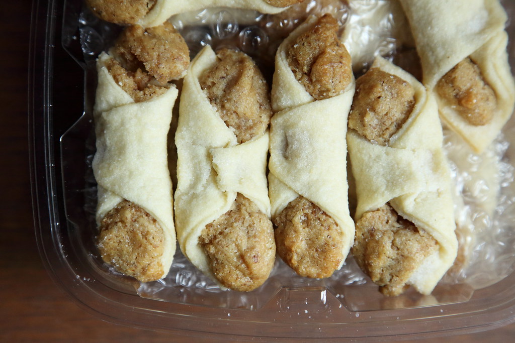 Walnut kolachi, Butter Maid Bakery, ordered online from Bo… Flickr