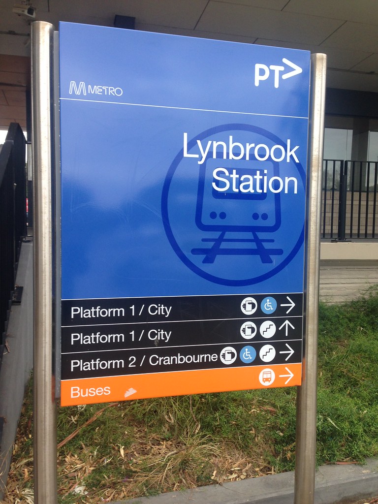 Lynbrook Station sign Philip Mallis Flickr