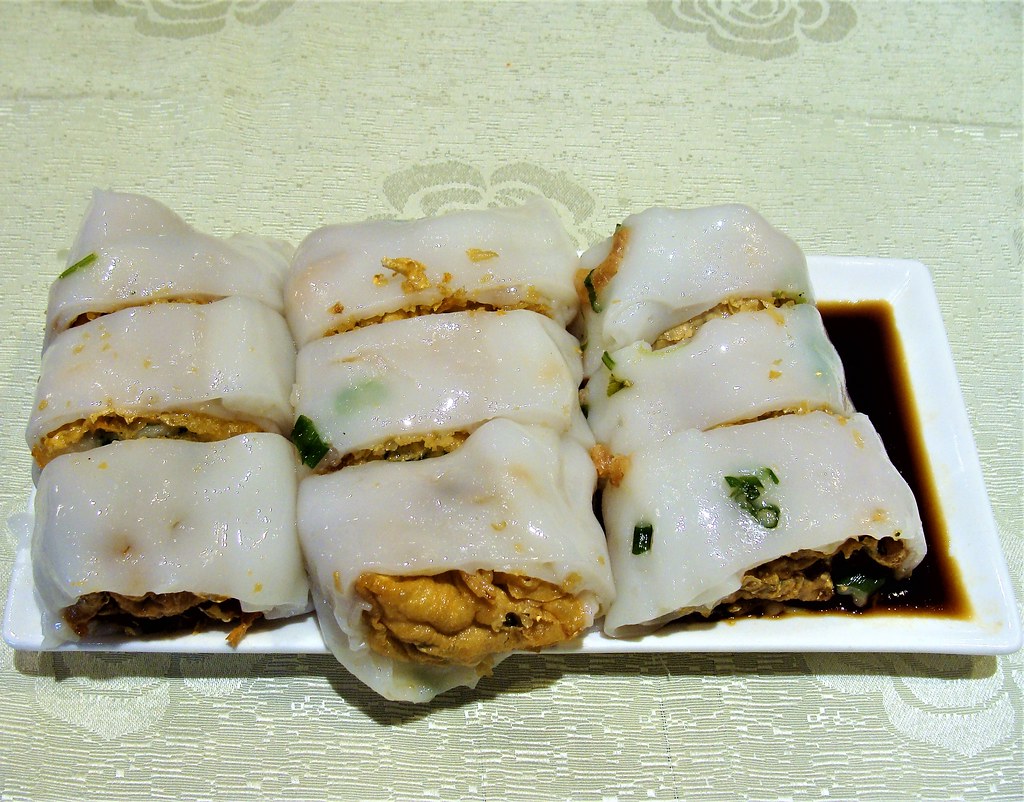 Steamed Rice Flour Rolls with Minced Fish Dimsum portions … Flickr