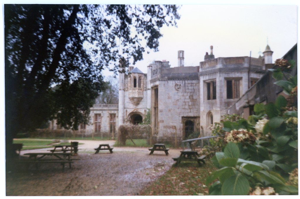 Highcliffe Castle, Rothesay Drive, HighcliffeonSea, Chri… Flickr