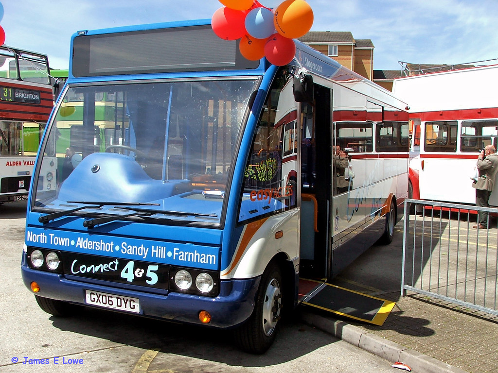47306 (GX06 DYG) Aldershot Garage Jim Lowe Flickr